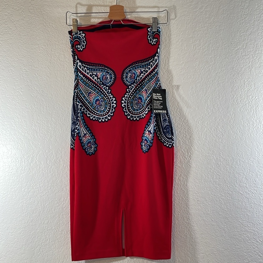 EXPRESS Red Placed Paisley Print Tube Dress Size 0 NEW - Picture 6 of 12